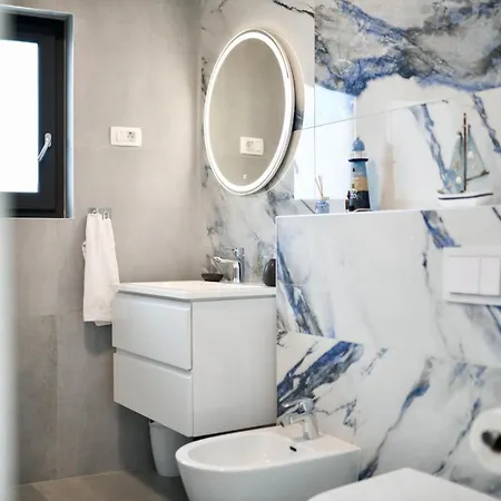 Appartamento Crowonder Berin Deluxe Penthouse With Rooftop Terrace And Jacuzzi *