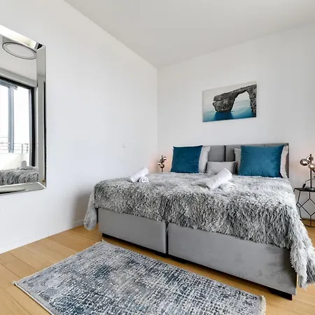 Appartamento Crowonder Berin Deluxe Penthouse With Rooftop Terrace And Jacuzzi *