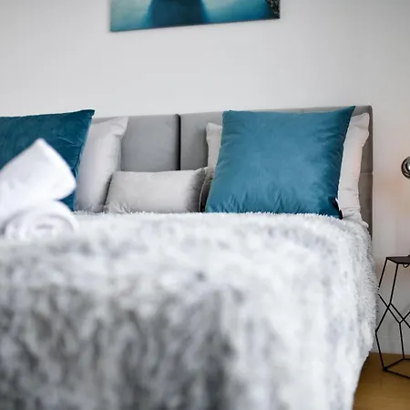 Appartamento Crowonder Berin Deluxe Penthouse With Rooftop Terrace And Jacuzzi