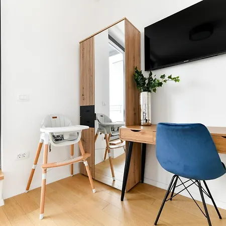 Appartamento Crowonder Berin Deluxe Penthouse With Rooftop Terrace And Jacuzzi