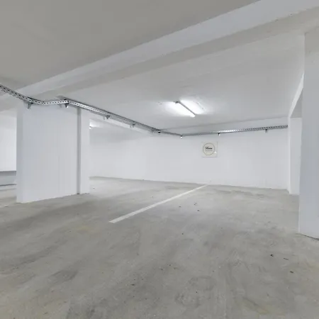 Crowonder Berin Deluxe Penthouse With Rooftop Terrace And Jacuzzi Appartamento *